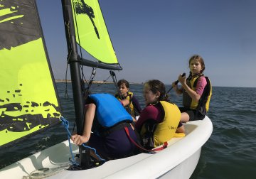 Vela infantil&nbsp;s&aacute;bados